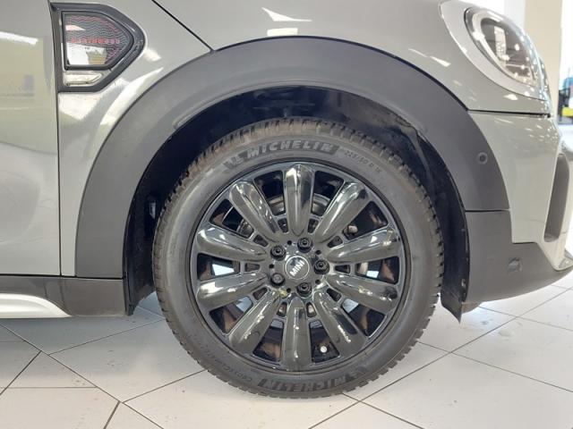 Mini Countryman image 9