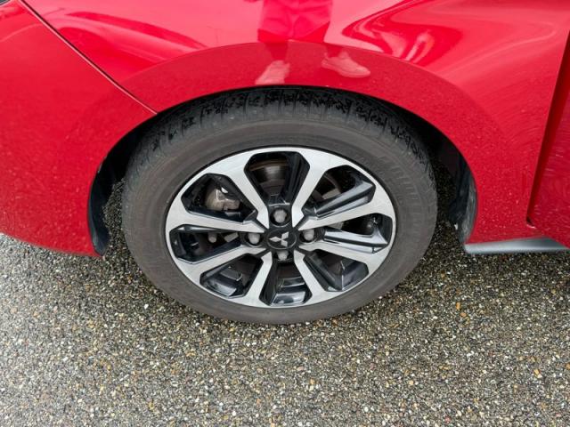 Mitsubishi Space Star image 2