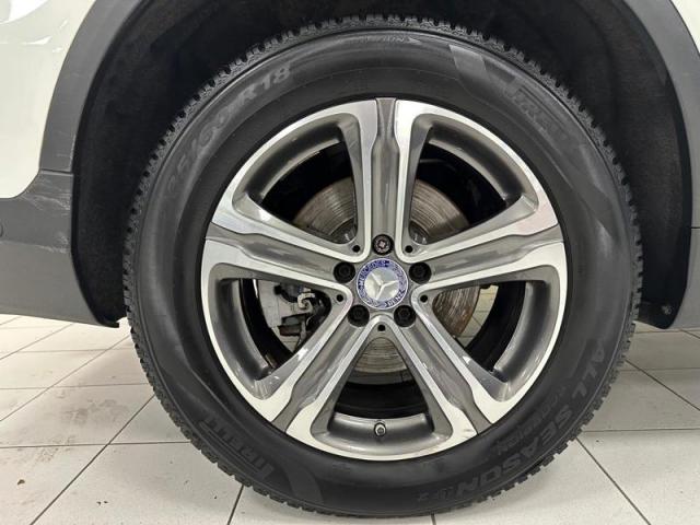 Mercedes Benz Glc image 8