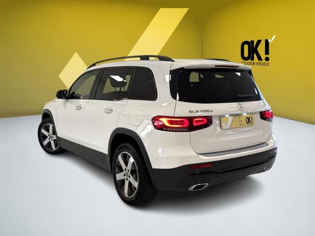 Mercedes Benz Glb image 2