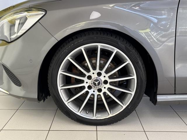 Mercedes Benz Cla image 3