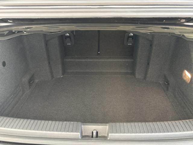 Volkswagen T-Roc image 4