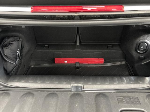 Mini Cabrio image 9