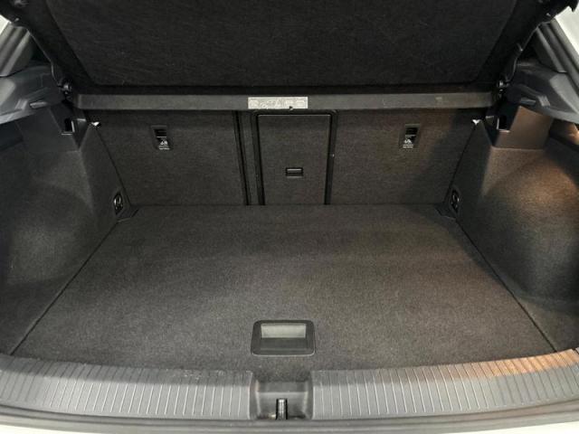 Volkswagen T-Roc image 5