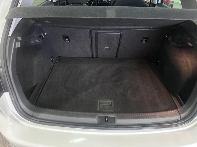 Volkswagen Golf image 4