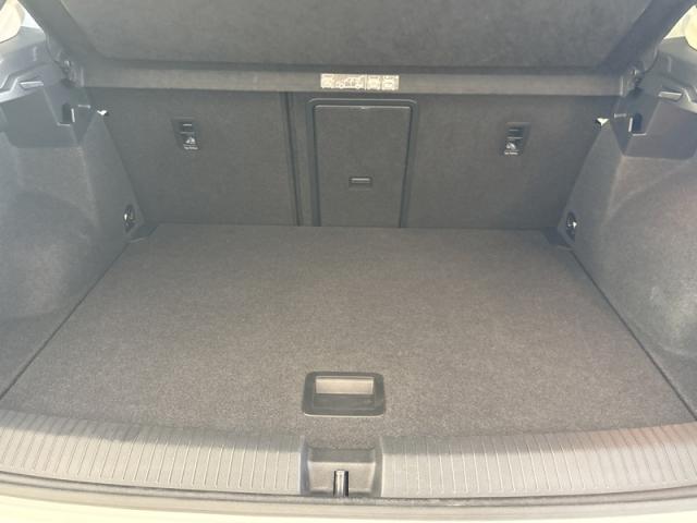 Volkswagen T-Roc image 8