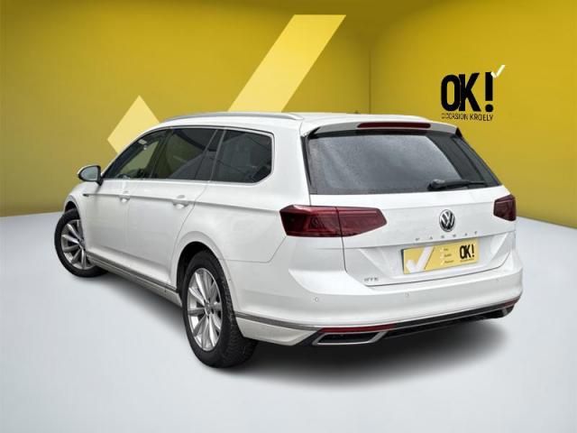 Volkswagen Passat image 7