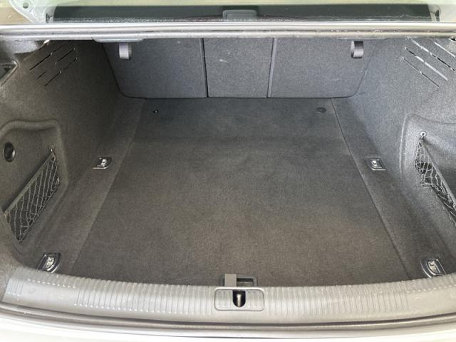 Audi A4 image 3