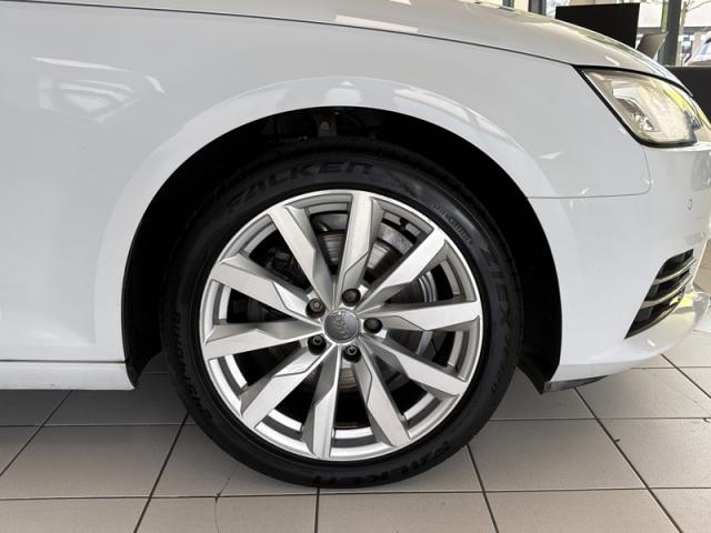 Audi A4 image 7