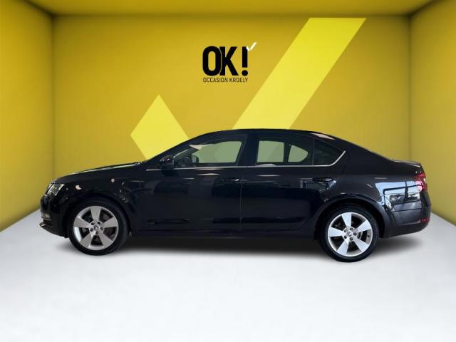 Skoda Octavia image 8