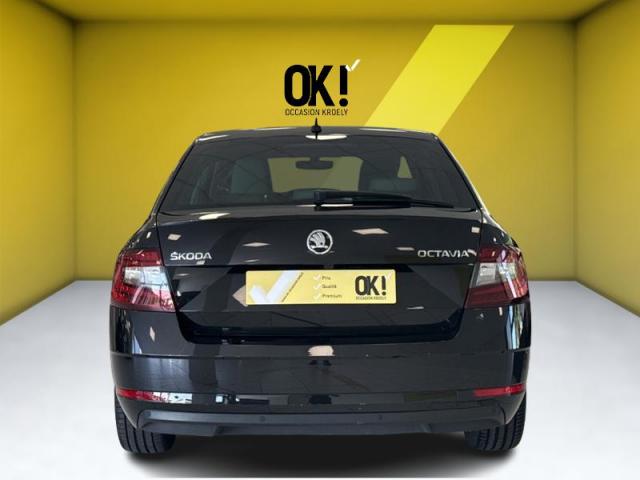 Skoda Octavia image 6