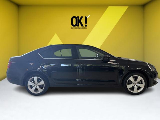 Skoda Octavia image 5