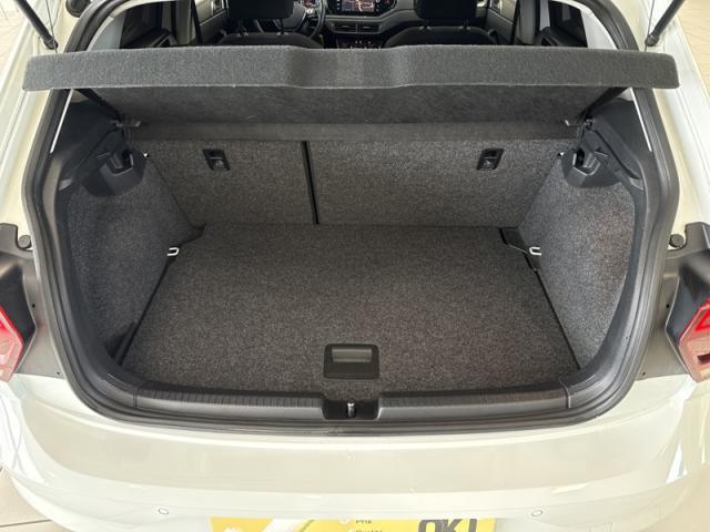 Volkswagen Polo image 8
