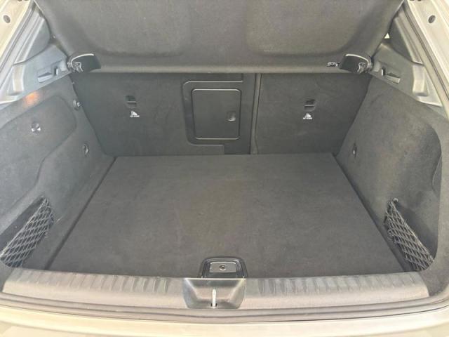 Mercedes Benz Gla image 5