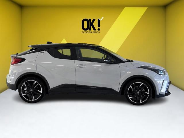 Toyota C-Hr image 9