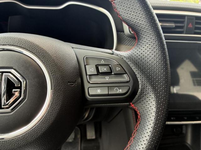 Mg Motor Zs image 2