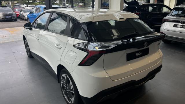 Mg Mg4 image 4