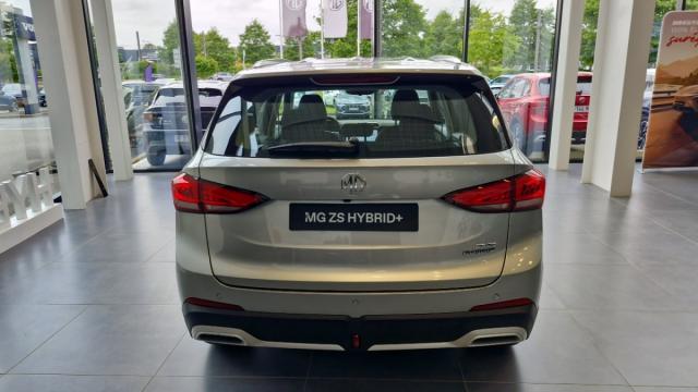 Mg Zs image 3