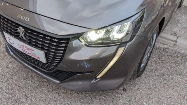 Peugeot 208 image 9
