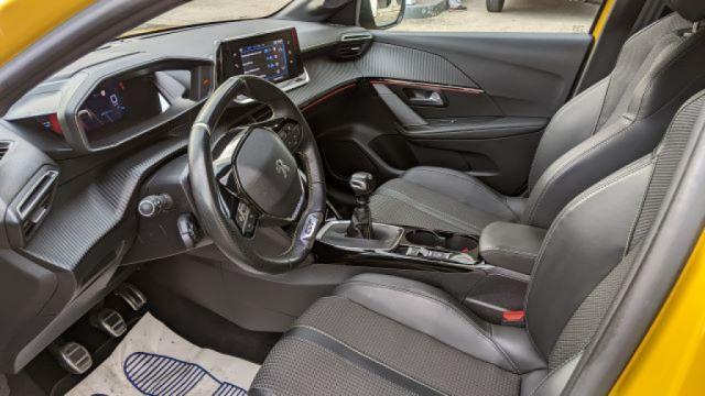 Peugeot 208 image 4