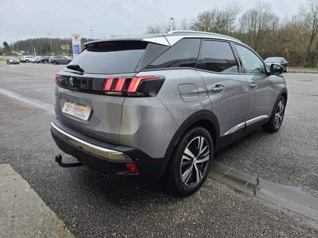 Peugeot 3008 image 1