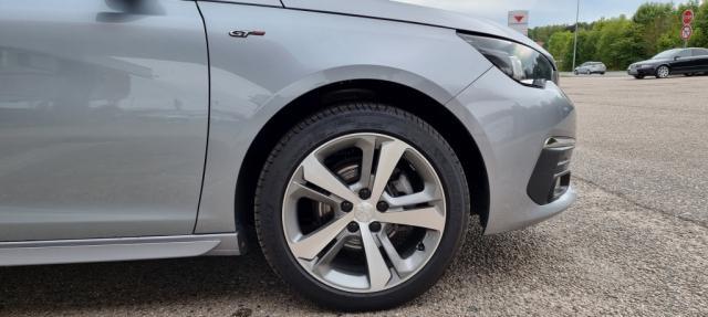 Peugeot 308 image 3