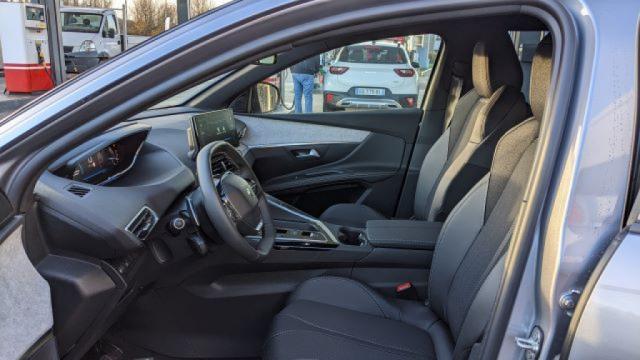 Peugeot 5008 image 9