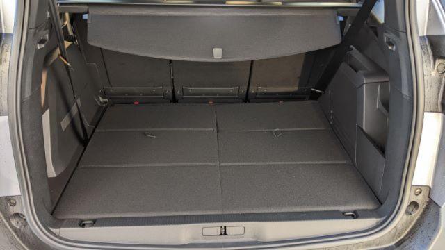 Peugeot 5008 image 2