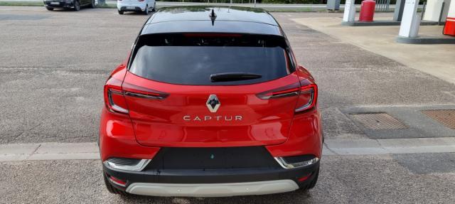 Renault Captur image 1