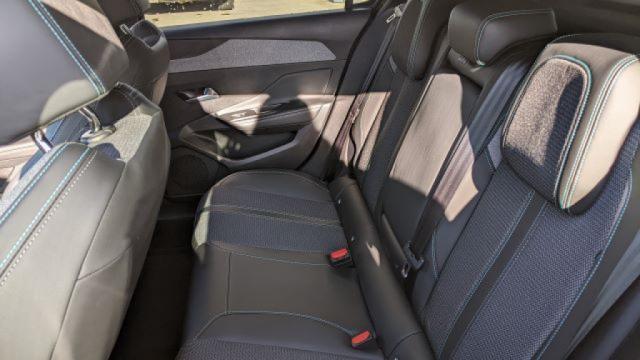 Peugeot 308 image 2
