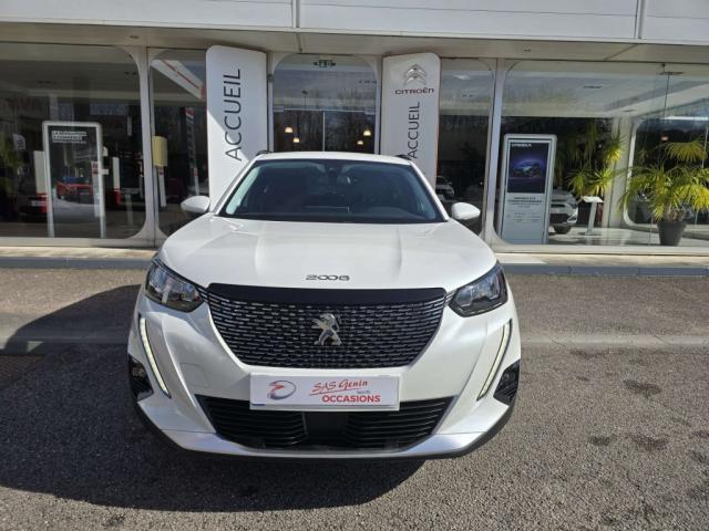 Peugeot 2008 image 2