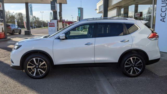 Nissan X-Trail image 1