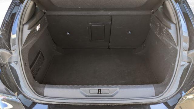 Peugeot 308 image 8