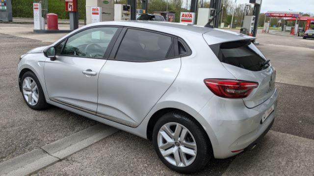 Renault Clio image 6