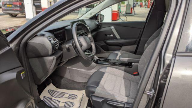 Citroen C4 image 2