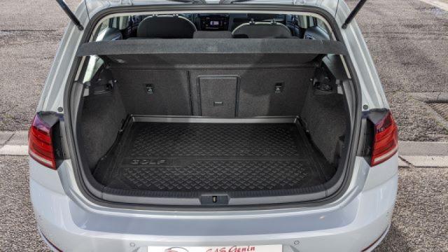 Volkswagen Golf image 4