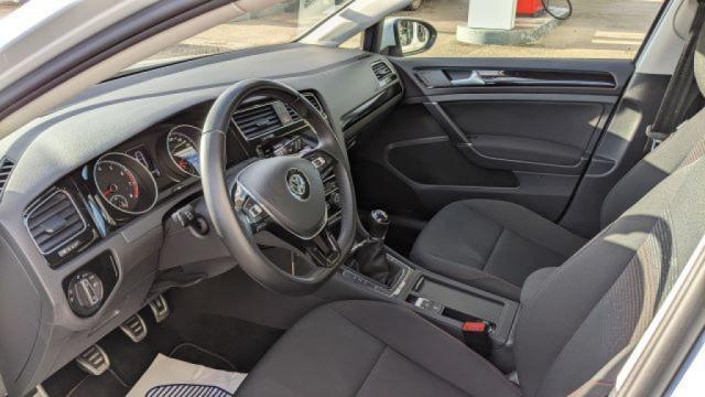 Volkswagen Golf image 7