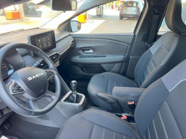 Dacia Sandero image 6