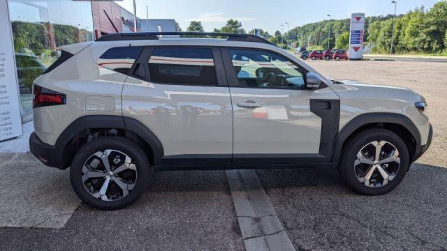 Dacia Duster image 2