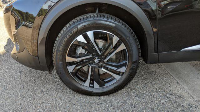 Peugeot 2008 image 8