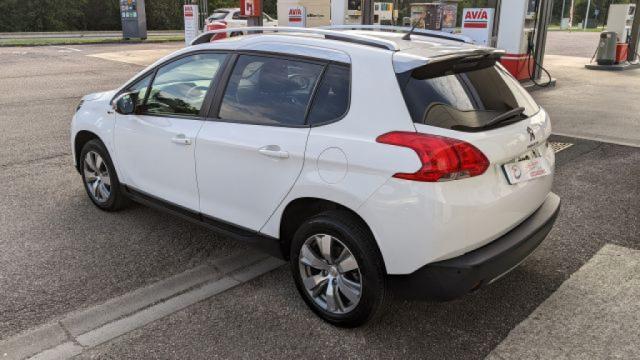 Peugeot 2008 image 9