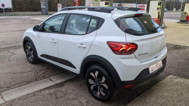 Dacia Sandero image 4