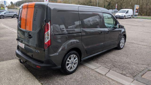 Ford Tourneo Connect image 8