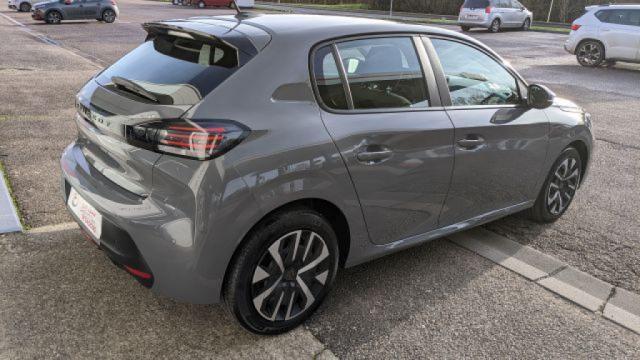 Peugeot 208 image 2