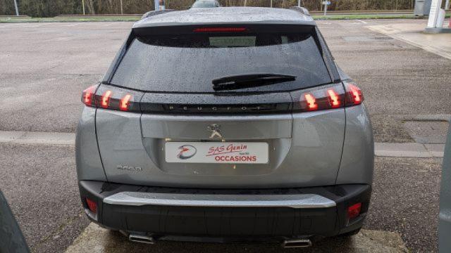 Peugeot 2008 image 1