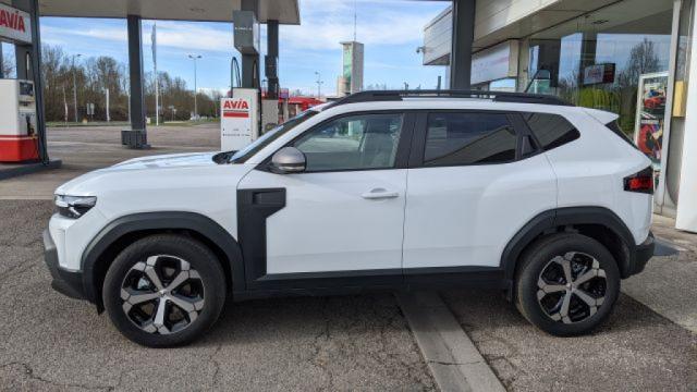 Dacia Duster image 1