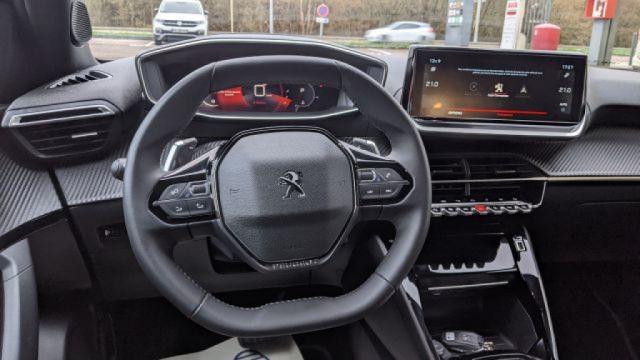 Peugeot 2008 image 5