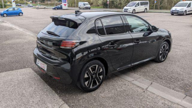 Peugeot 208 image 5