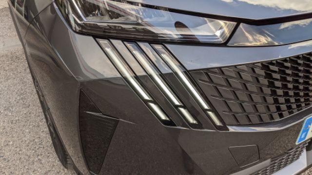 Peugeot 5008 image 8