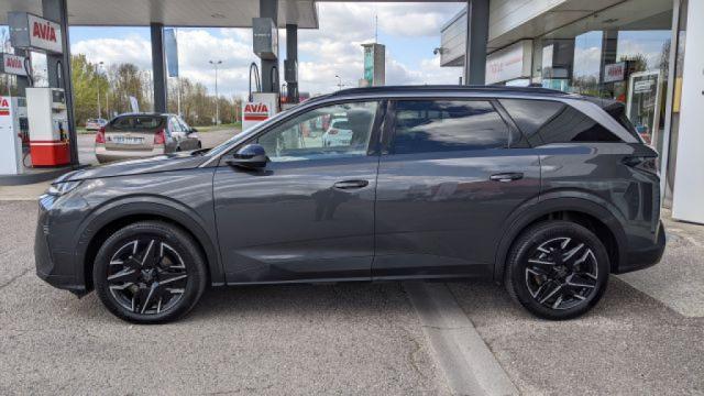 Peugeot 5008 image 9